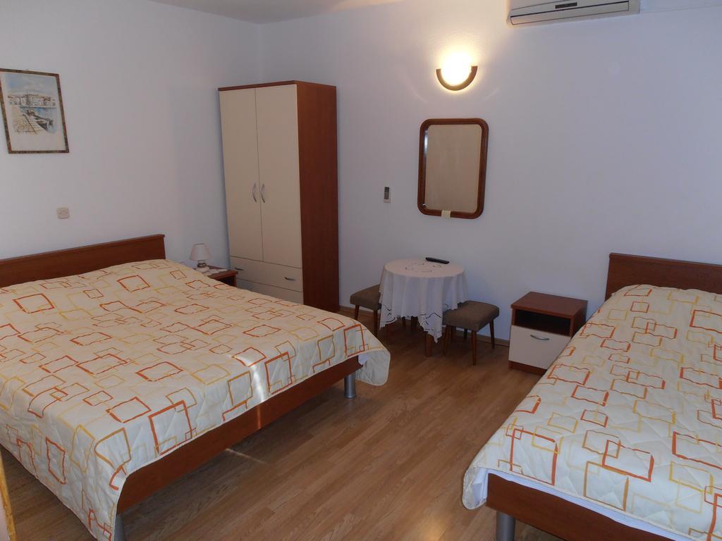 Apartment Perovic Baška Voda エクステリア 写真