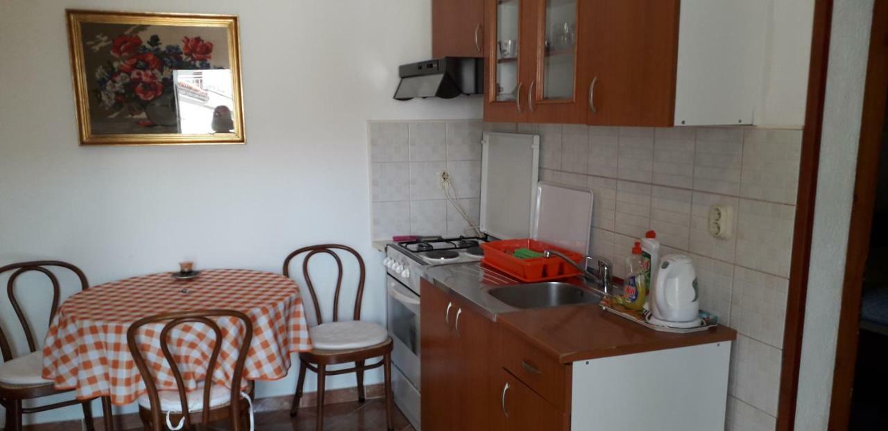 Apartment Perovic Baška Voda エクステリア 写真